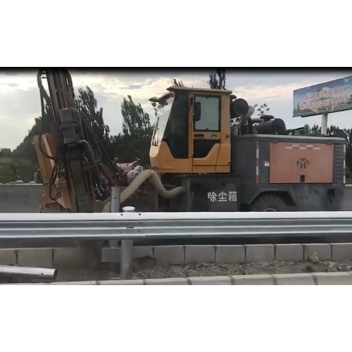 High efficiency Guardrail piling machine